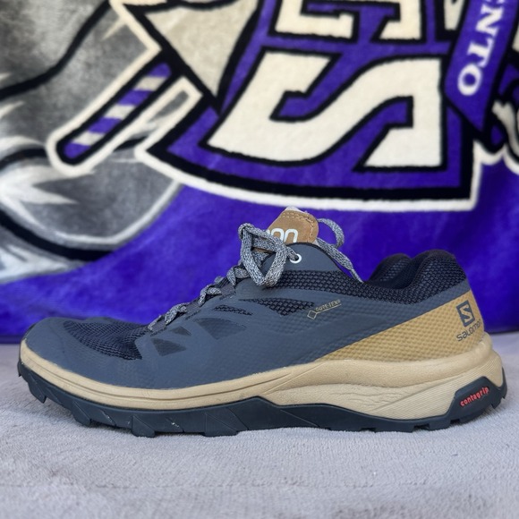 Size 9 - Salomon Outline GTX Hiking Shoes Men's Trek Gore-Tex 406792 - Picture 1 of 11